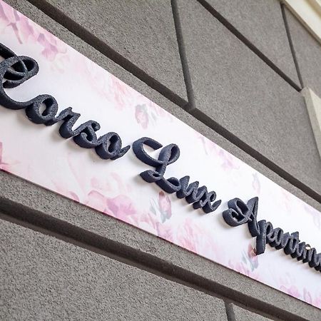 Corso Lux Apartman Дьюла Екстер'єр фото